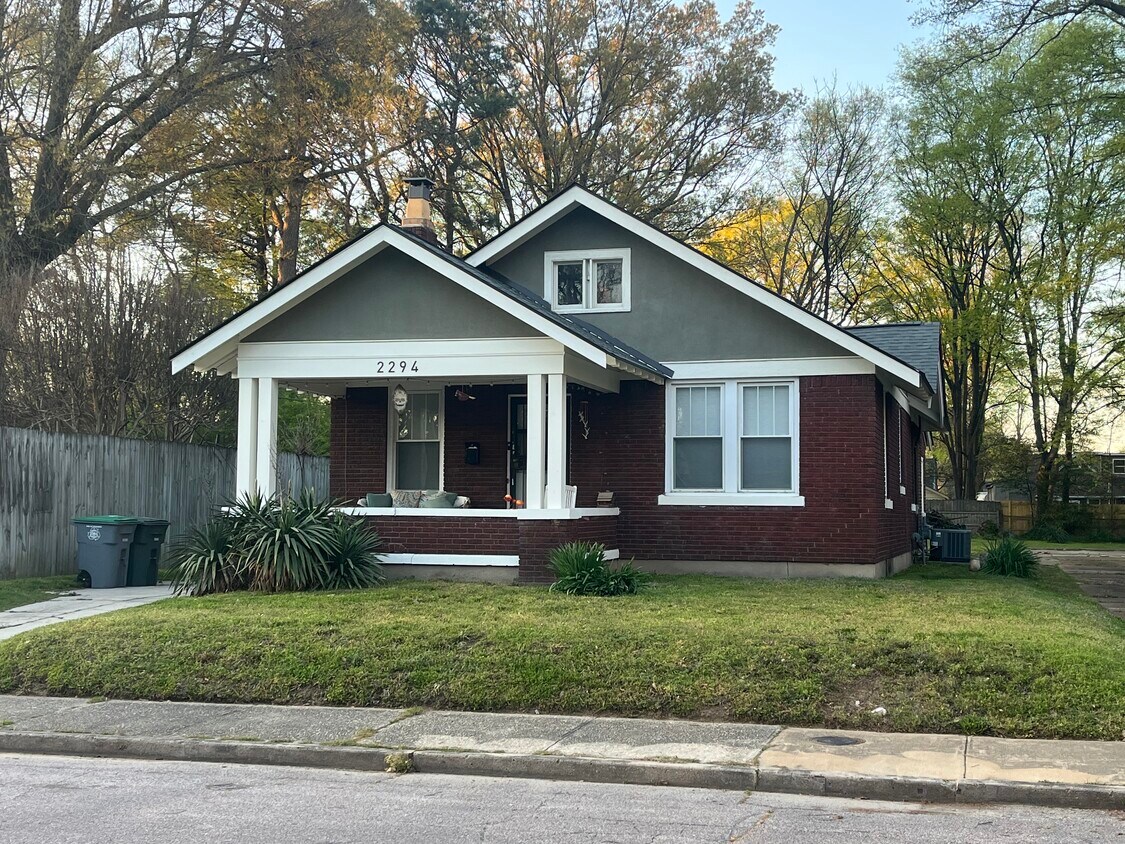 Primary Photo - 2294 Oliver Ave