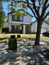 Building Photo - 3382 Heritage Estates Dr