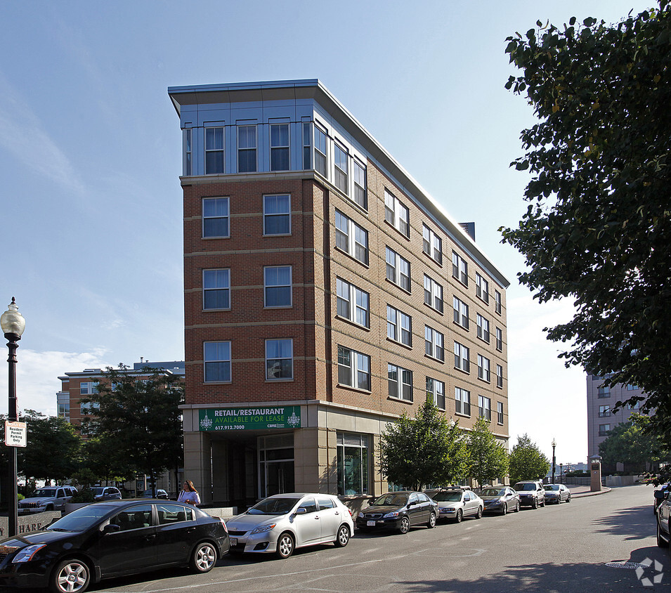 Building Photo - Battery Wharf