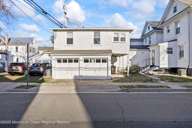 Building Photo - 324 McCabe Ave