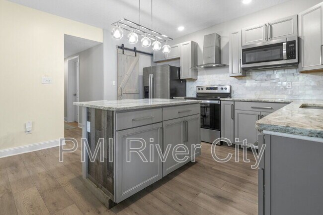 Foto del edificio - 10643 Rutgers Rd