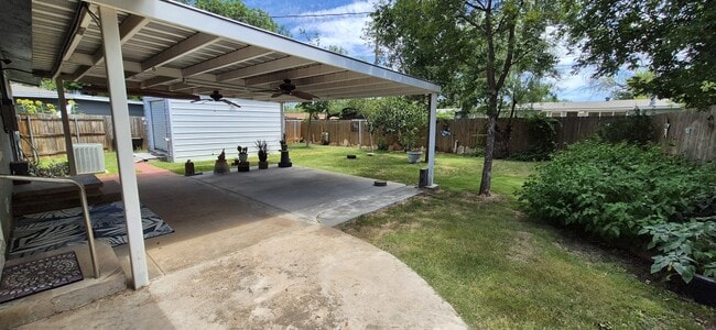 Building Photo - 2485 Baylor Ave