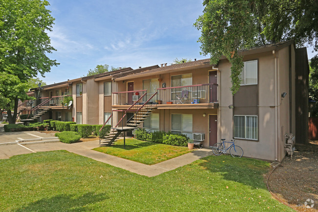 Building Photo - Sheraton Apartments