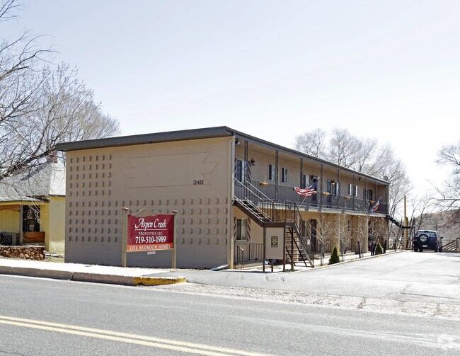 Aztec Apartments Rentals Colorado Springs, CO