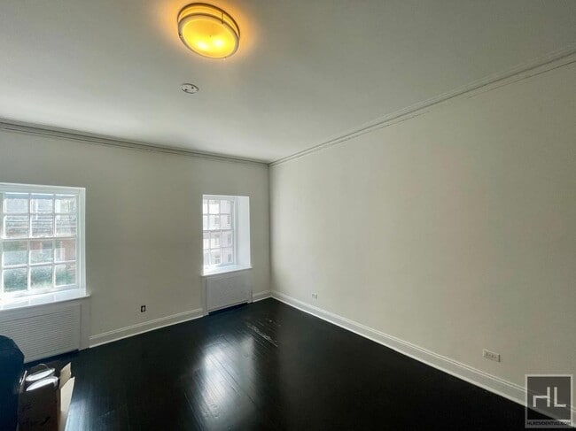 Building Photo - EAST 65 STREET