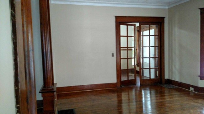 Foto del edificio - 32 Fuller Ave SE