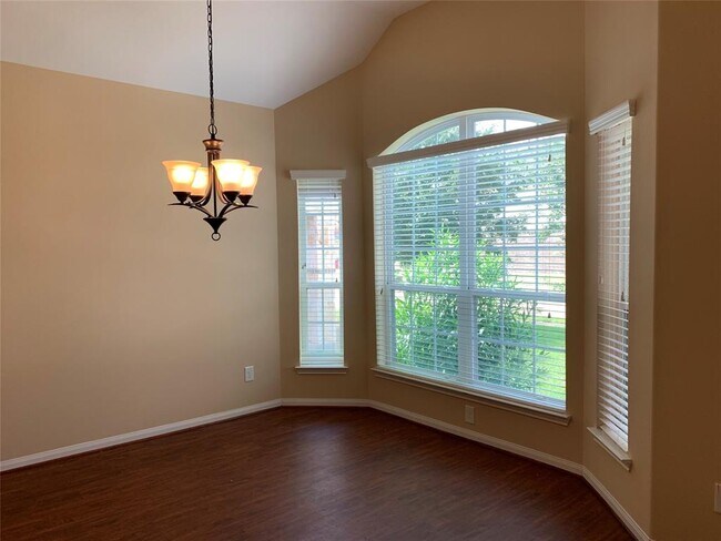 Building Photo - 18714 Dovewood Springs Ln