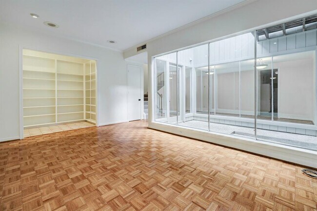 Foto del edificio - 526 Colquitt St