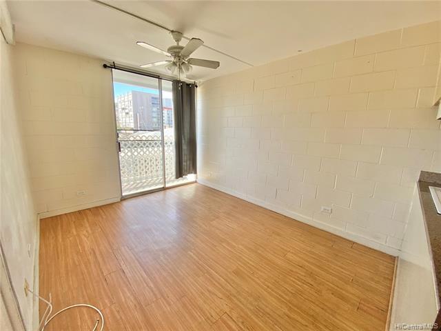 Building Photo - 1228 Lunalilo St
