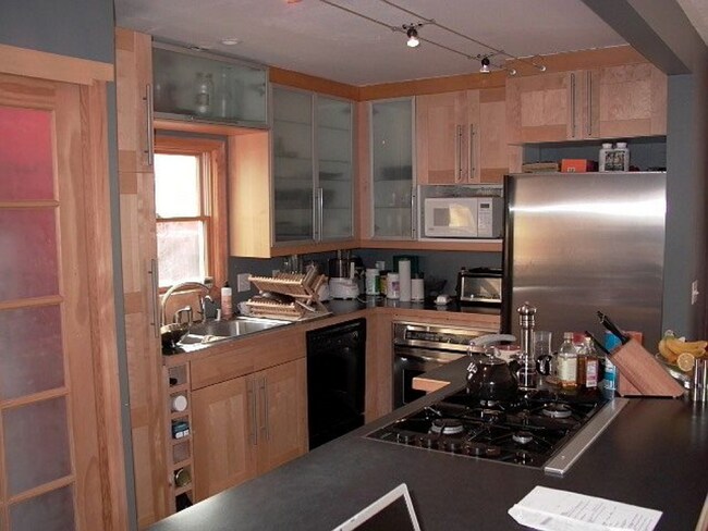 Foto del edificio - Pre-Lease: Charming 2 Bedroom 1 Bathroom H...