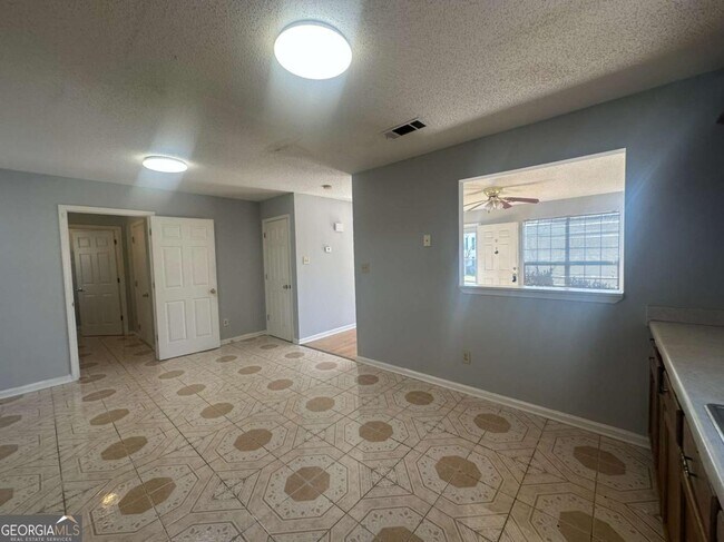 Foto del edificio - 471 Eagles Crossing Cir