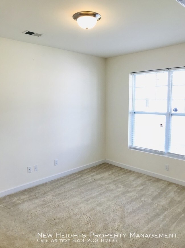 Building Photo - 313 Foxbank Plantation Blvd