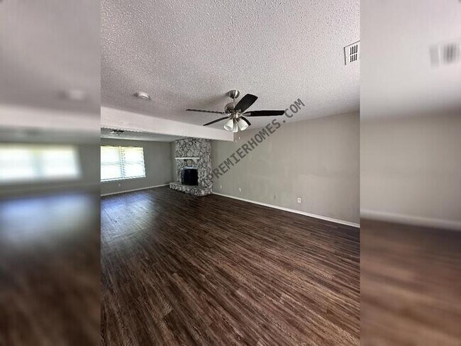 Building Photo - 3036 Overland Dr. Del City, OK 73115