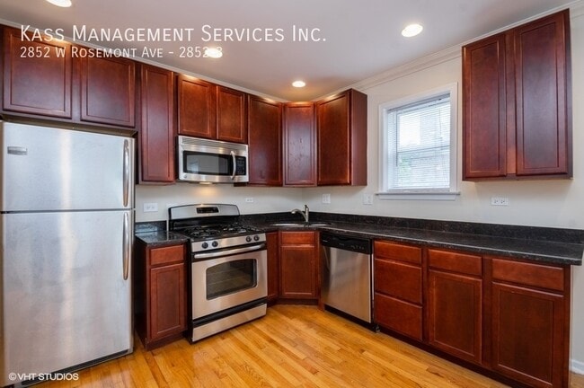 Foto del edificio - 2852 W Rosemont Ave