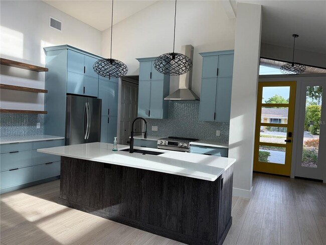 Foto del edificio - 2443 Wood St