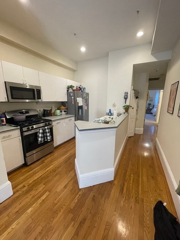 Building Photo - 183 Saint Botolph St