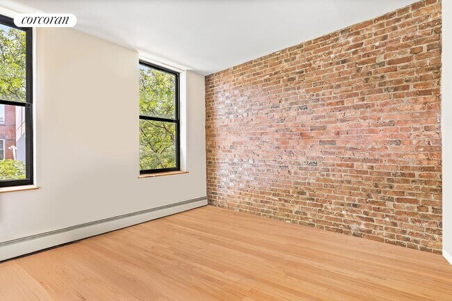 Foto del edificio - 384 13th St