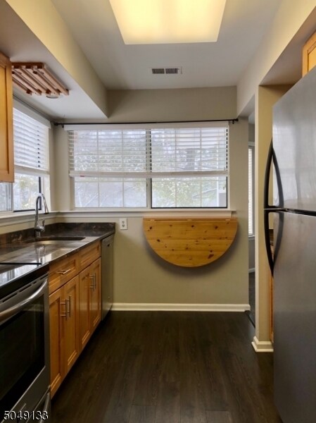 Foto del edificio - 4 Crossfield Ct