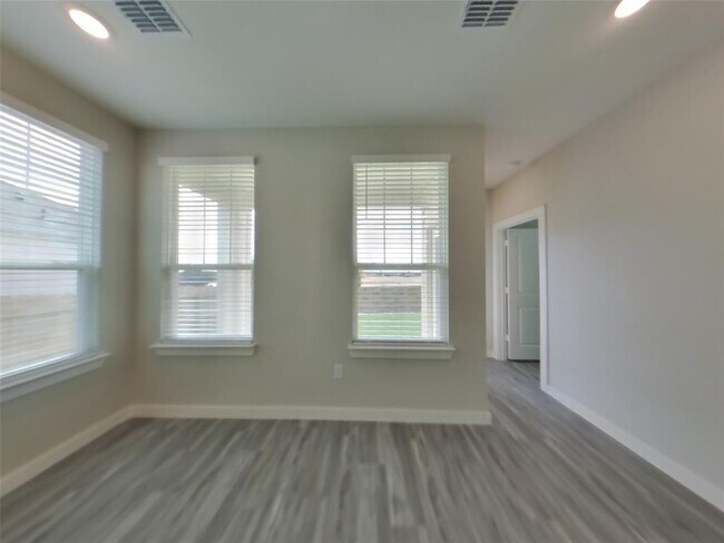 Foto del edificio - 1557 Mexican Heather Dr