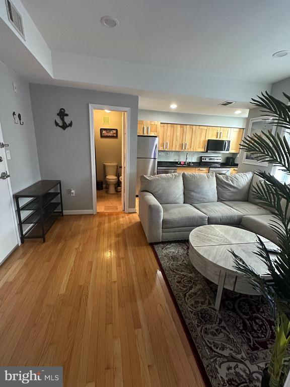 Foto del edificio - 314 V St NE