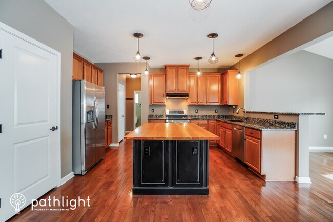Building Photo - 829 Fairwinds Dr, Gibsonia, PA, 15044