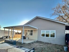 Building Photo - 1013 Walke Dairy Rd