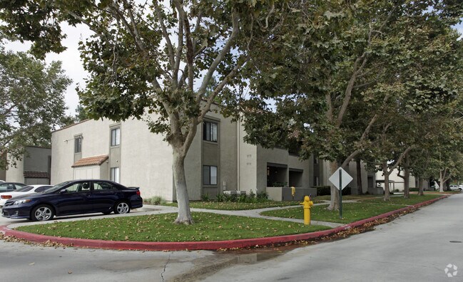 Aventine Apartment Homes Chino Ca Apartments Com