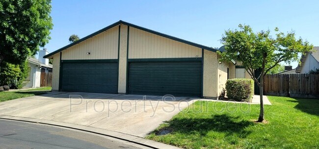 Foto del edificio - 1296 Spruce Ln, Apt #22