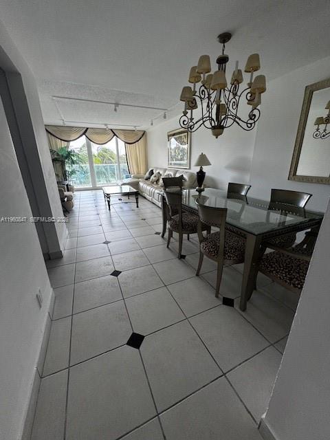 Foto del edificio - 100 Bayview Dr