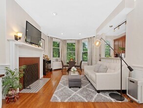 Building Photo - 340 Tappan St