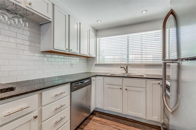 Foto del edificio - 4712 Abbott Ave