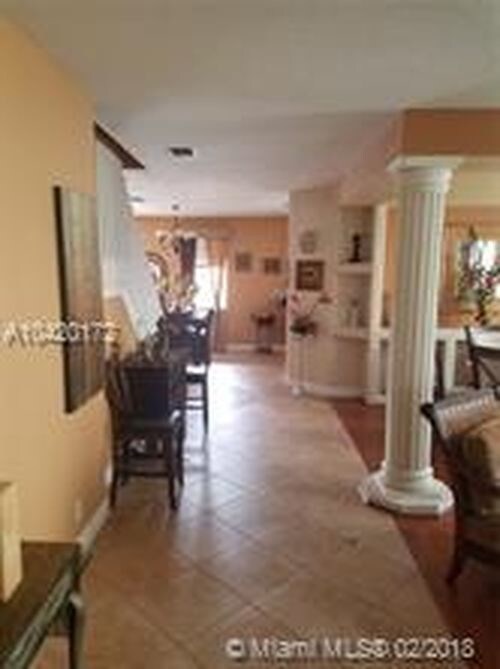 Foto del edificio - 16750 Diamond Pl