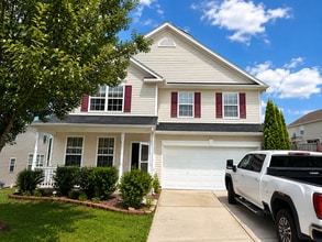 Building Photo - 761 Celtic Crossing Dr