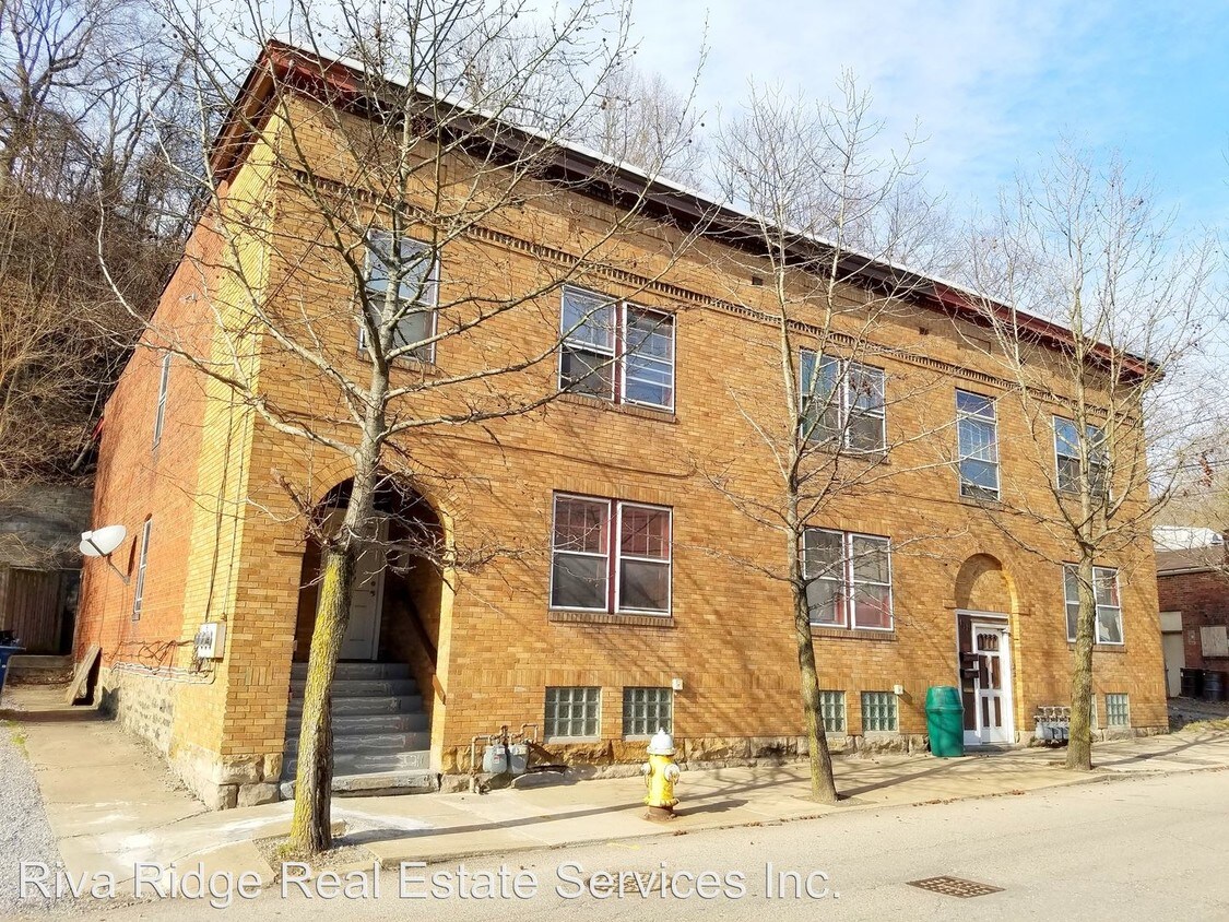 Foto principal - 1318 Woods Run Ave