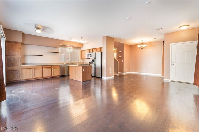 Foto del edificio - 9412 Plover Falls Ave