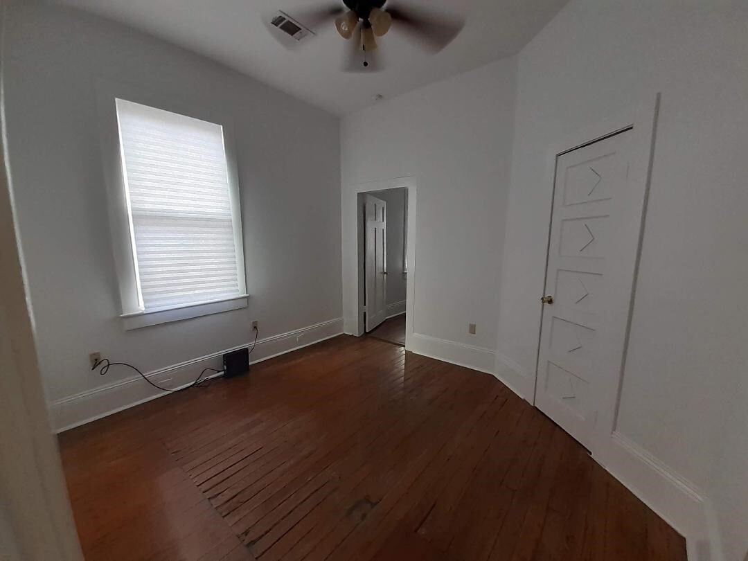 Foto del edificio - 540 S Olympia St