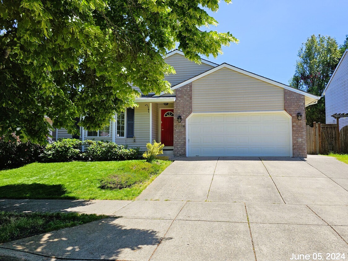 Primary Photo - 21138 SW Houston Dr