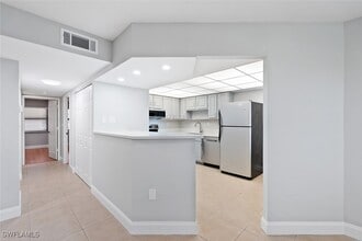 Building Photo - 1508 Mainsail Dr