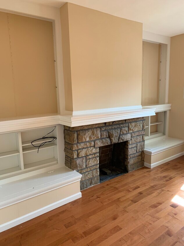 15 California Ave Unit 1, Avalon, PA 15202 Apartments in Avalon, PA