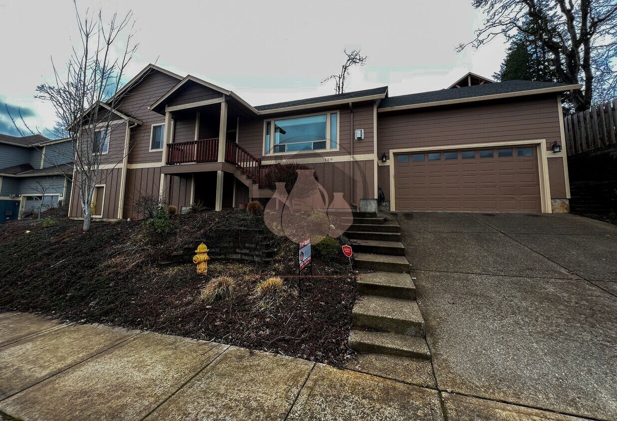 Foto principal - Beautiful South Salem Home - MOVE IN READY!