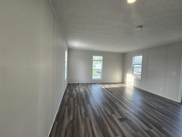 Foto del edificio - 925 Hamlet Cir
