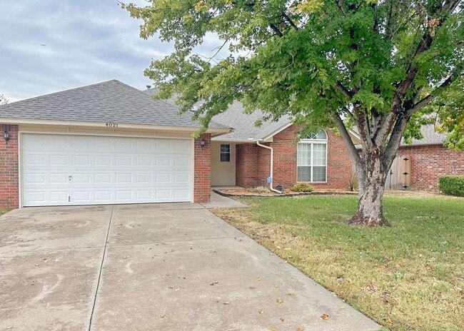 Photo - Norman Living! House