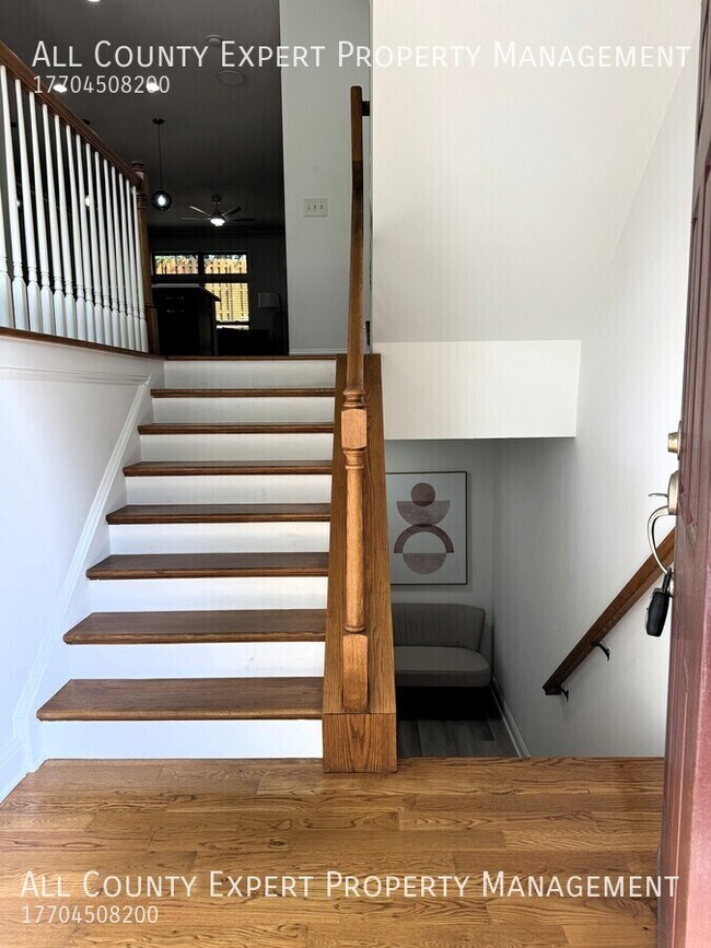 Foto del edificio - 4858 Lamoyne Ln
