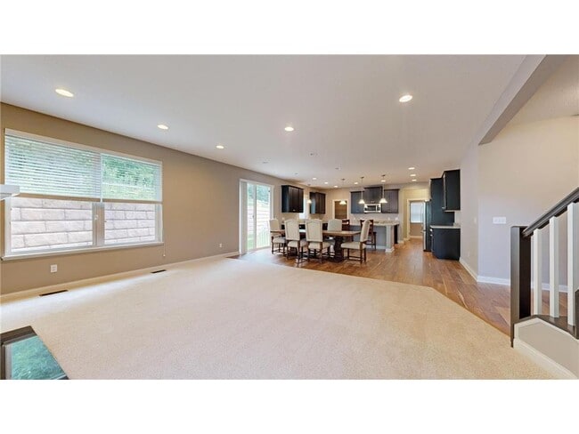 Building Photo - 5585 Orchard Cove