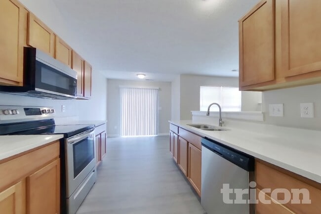 Building Photo - 2497 Foxtail Dr