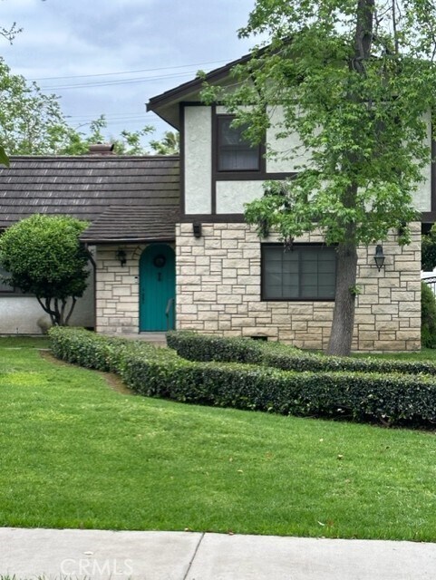 Primary Photo - 610 Woodward Blvd