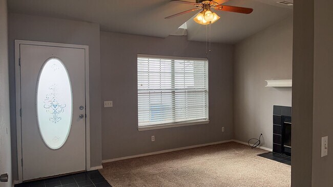 Foto del edificio - Cute 2 bedroom 2 bath!