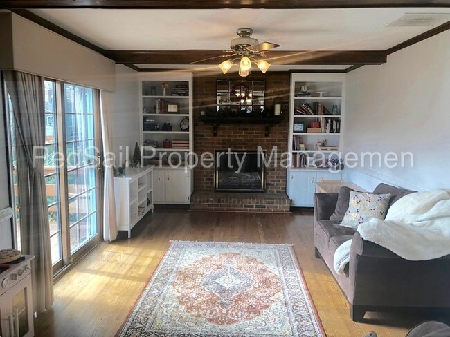 Building Photo - 48 Chowning Dr