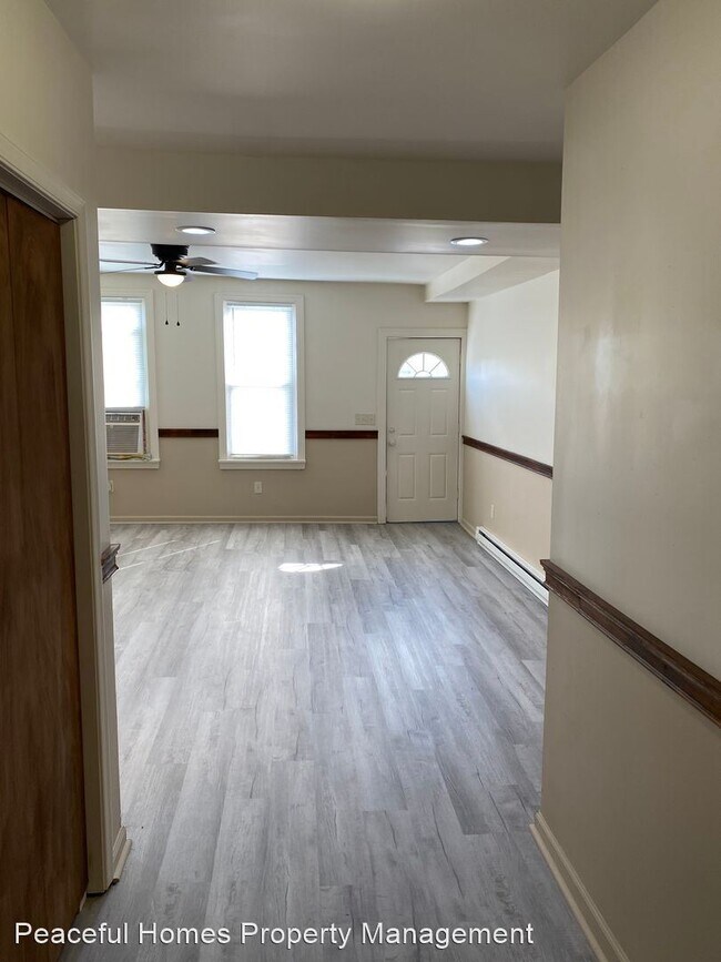 Building Photo - 4 br, 2.5 bath House - 347 N 2nd St