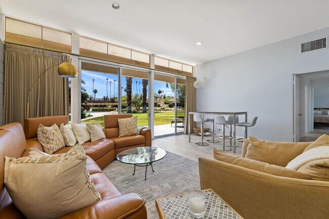 Foto del edificio - 72857 El Paseo, Palm Desert, CA 92260 - 3 ...